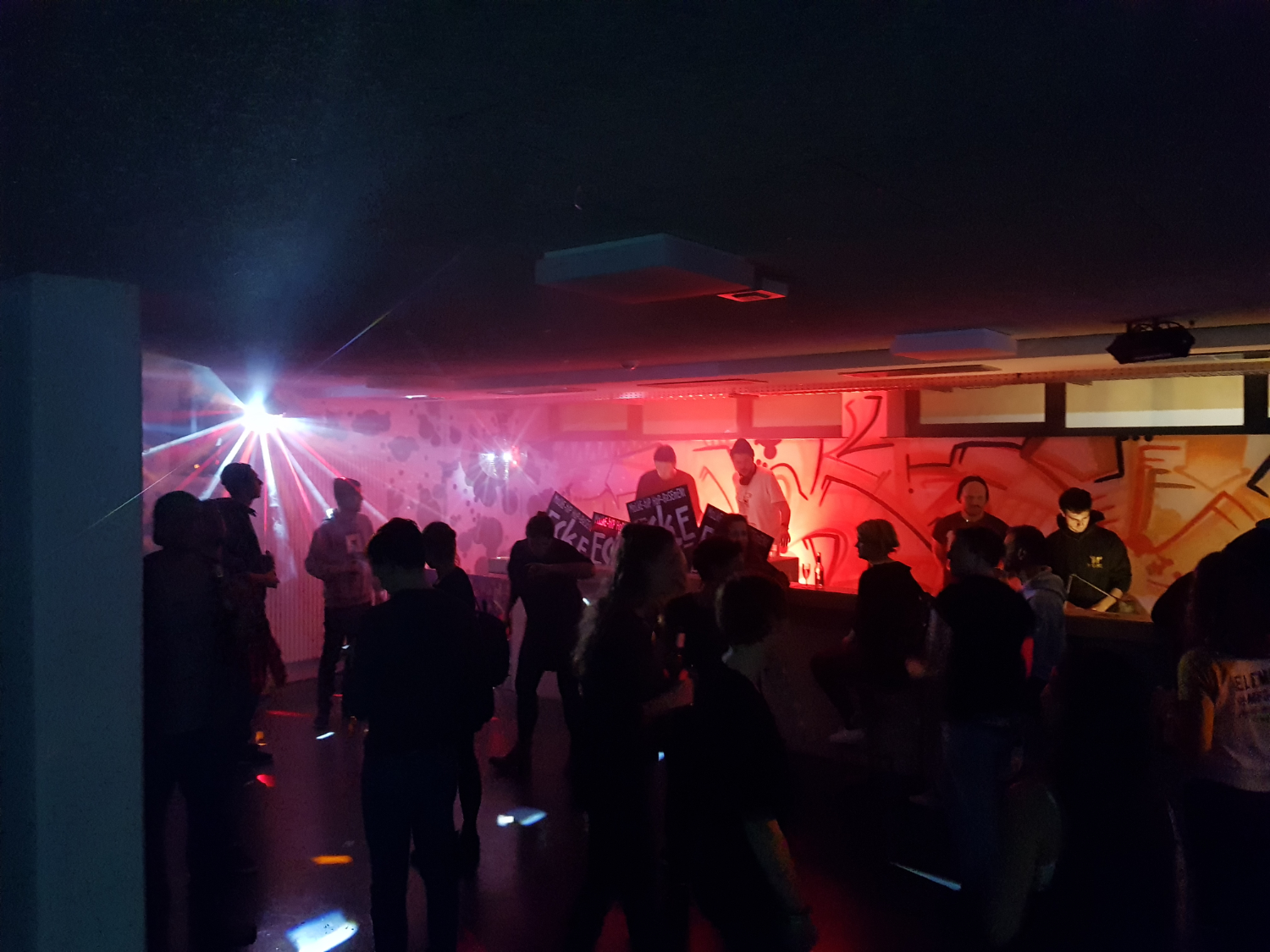 Jugendparty am Tag der Offenen Kinder- und Jugendarbeit OKJA