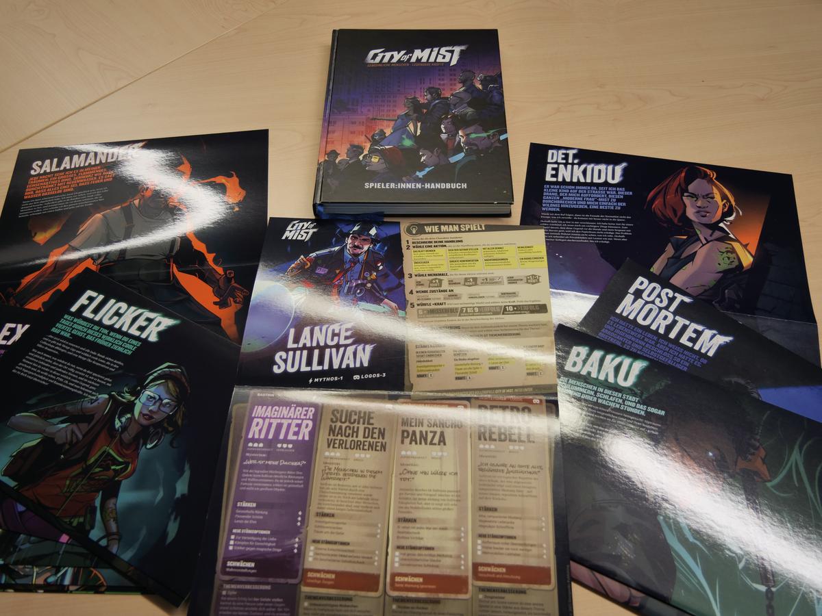 Spielemittag: „Pen & Paper Rollenspiel – City of Mist“