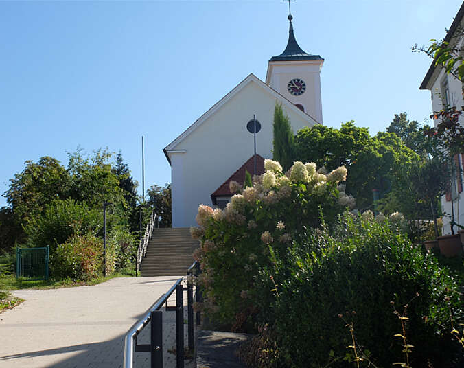 Kirche St. Nikolaus von außen