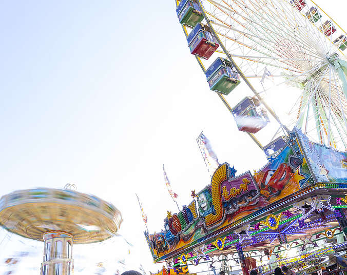 Riesenrad und Kettenkarussell