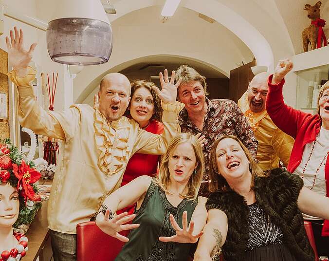 Die Improtheater-Truppe UTOBIA live in der Caserne Die Improtheater-Truppe UTOBIA live in der Caserne