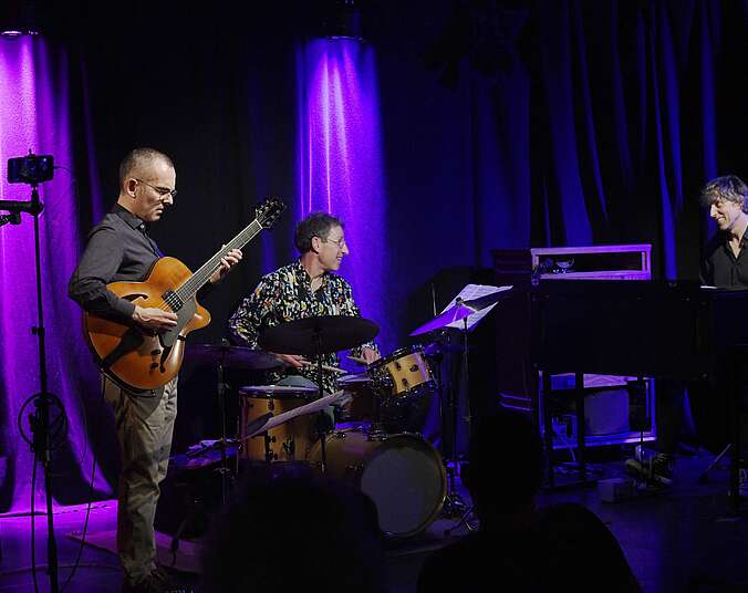 Klassischer und swingender Organ-Trio Jazz Manfred Junker