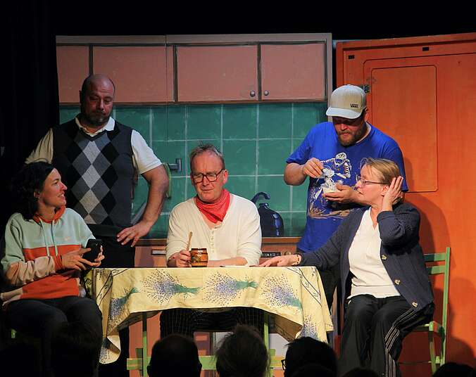 Gruppenbild (Foto: Oigaart)